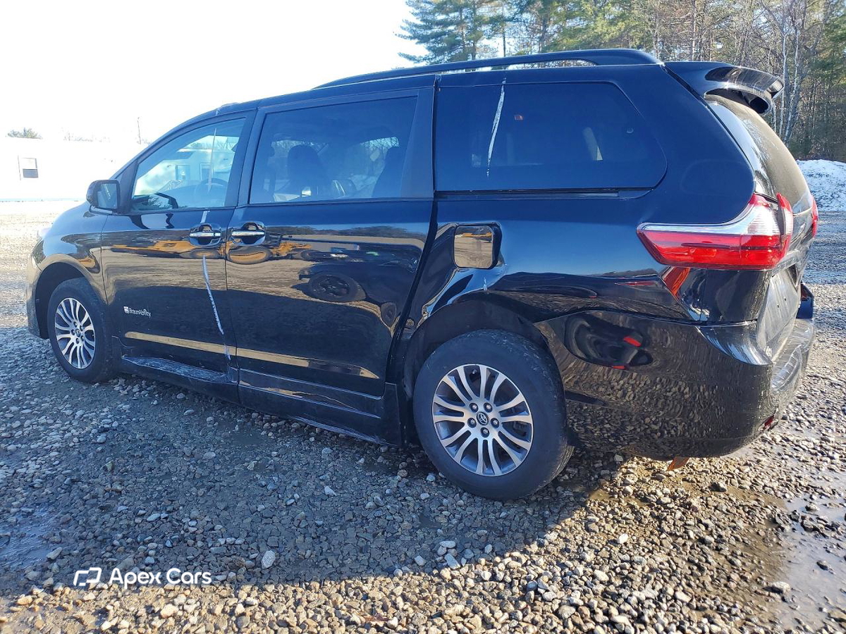 Toyota Sienna 2018