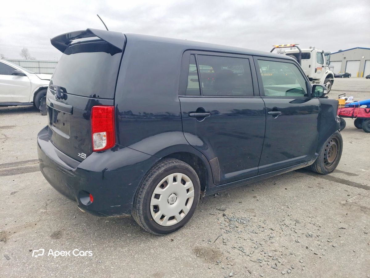 Scion xB 2012