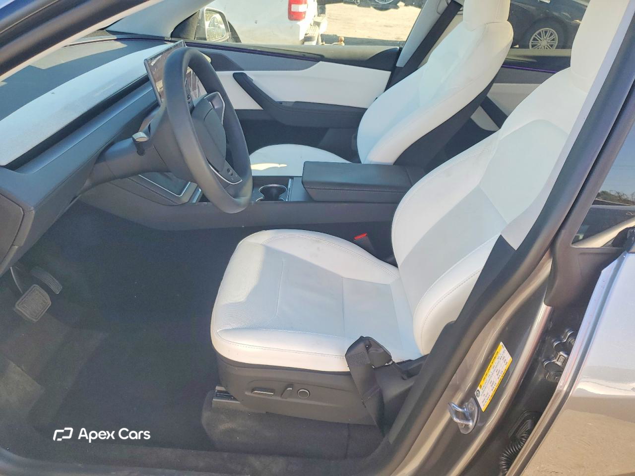 Tesla Model Y 2026