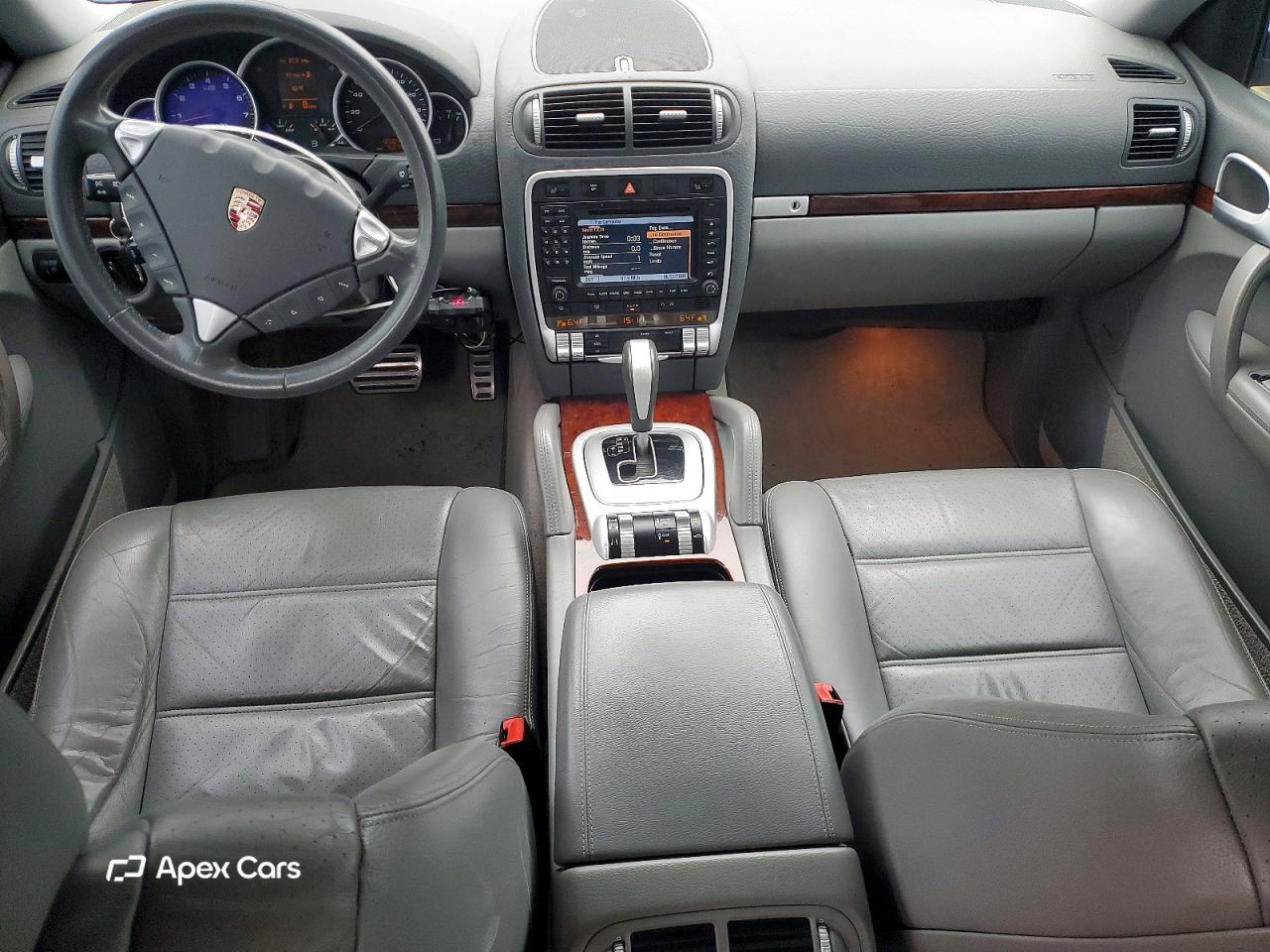 Porsche Cayenne 2003