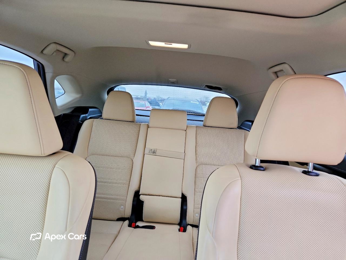 Lexus NX 2018