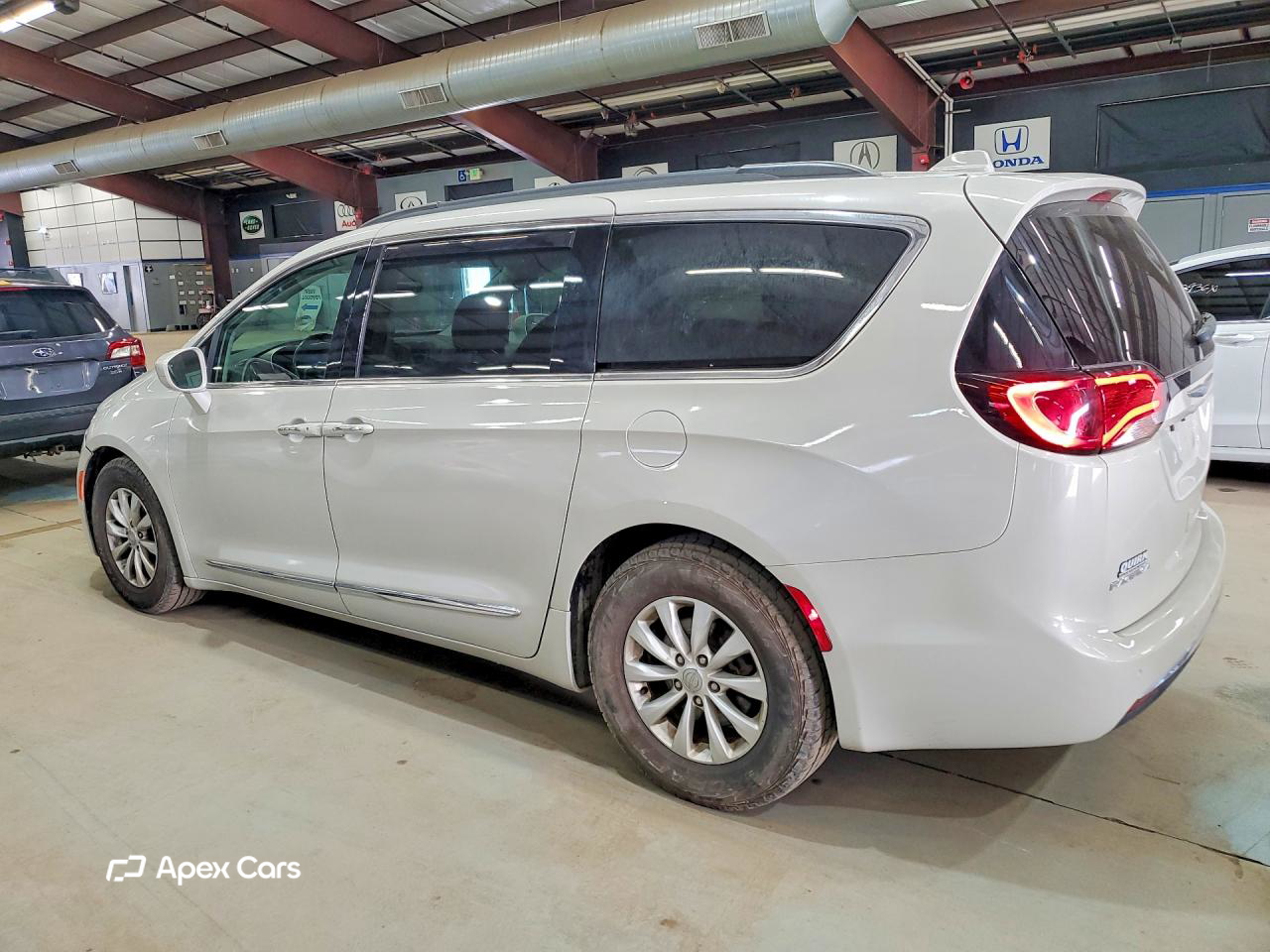 Chrysler Pacifica 2017