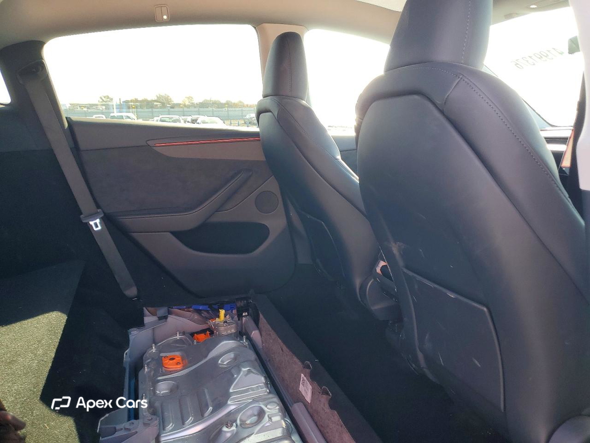 Tesla Model Y 2026