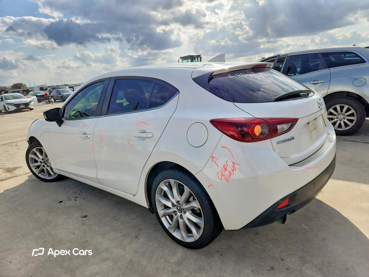 Mazda 3 2016