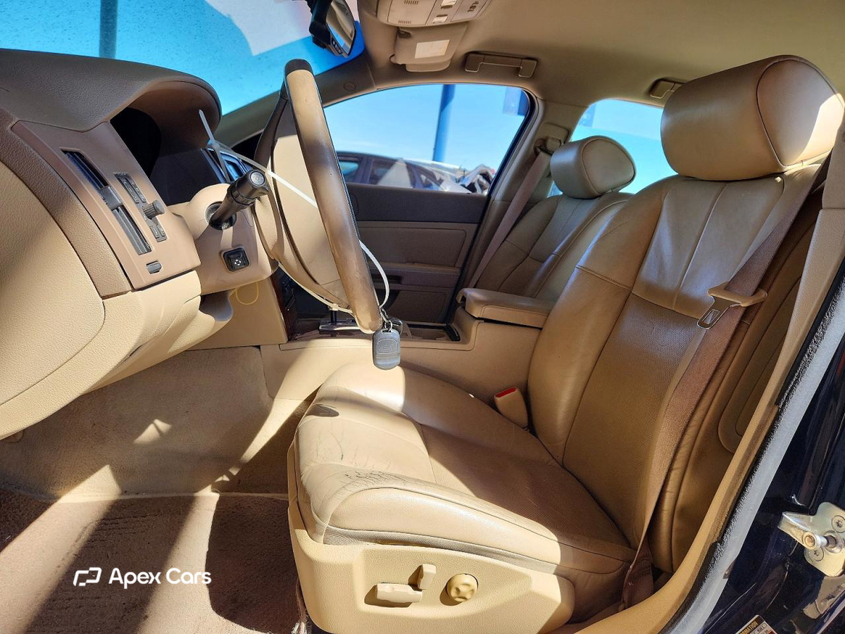 Cadillac STS 2005