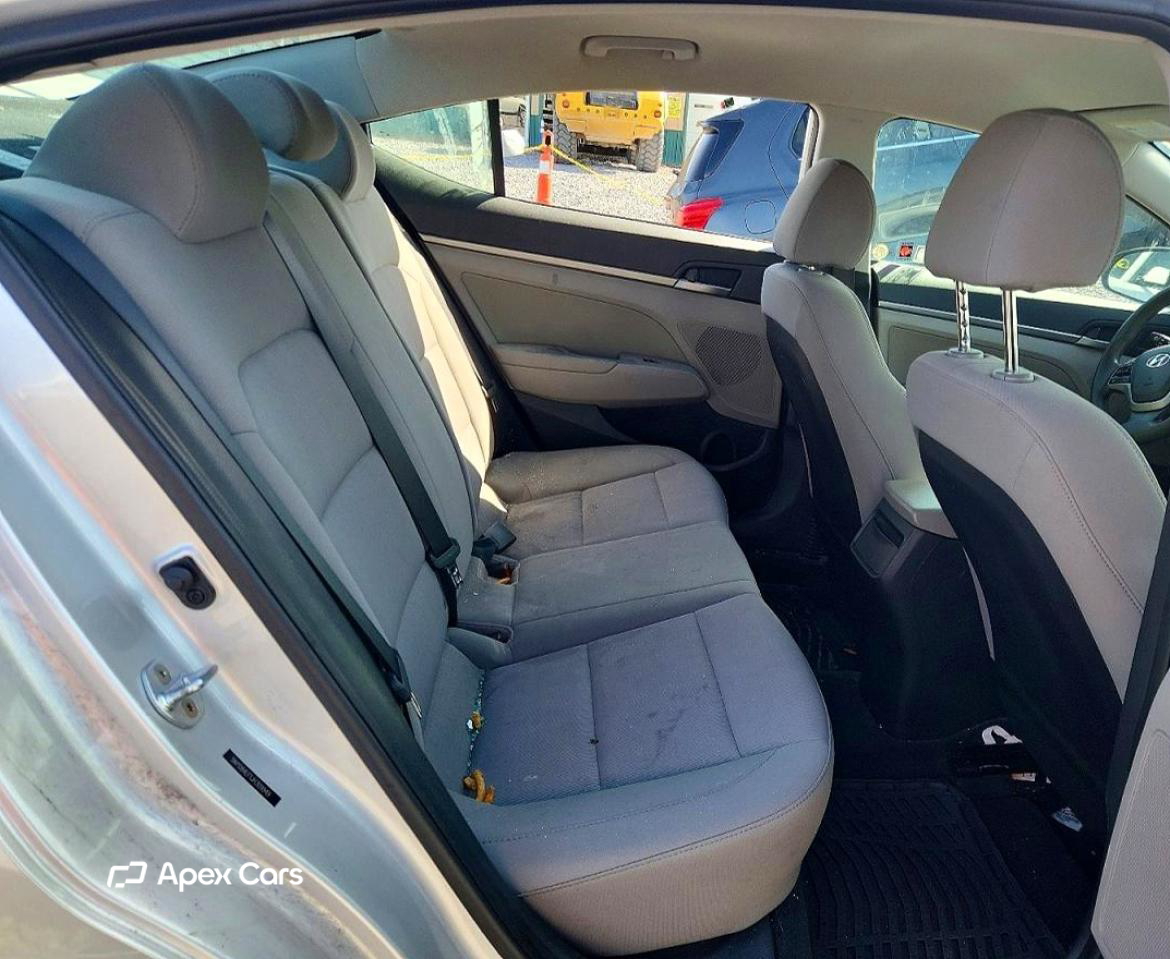 Hyundai Elantra 2018