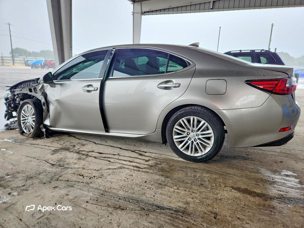 Lexus ES 2016