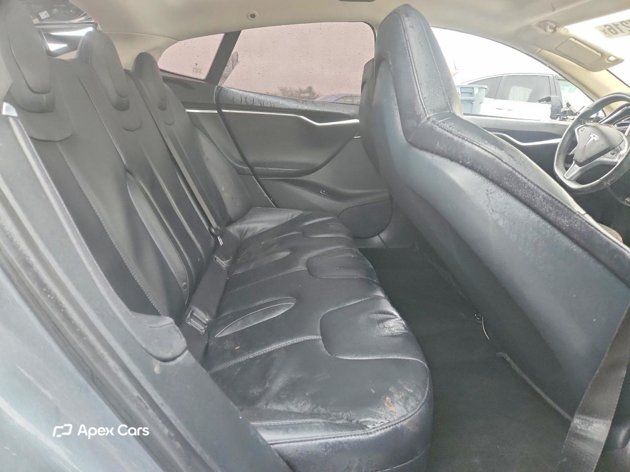 Tesla Model S 2013