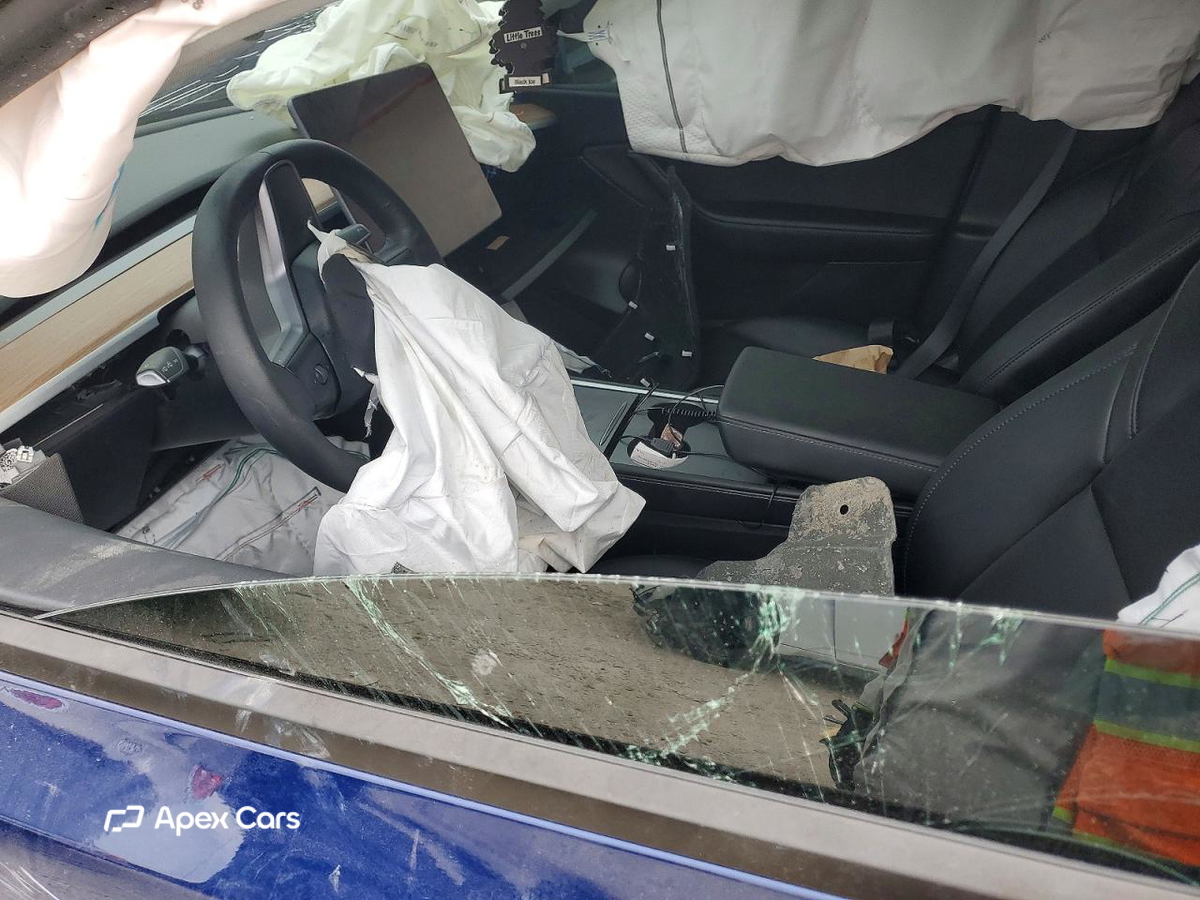 Tesla Model Y 2022