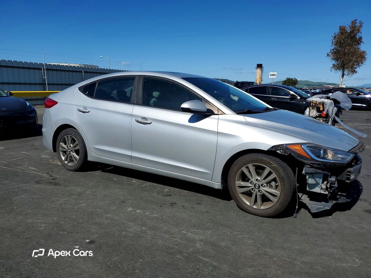 Hyundai Elantra 2018