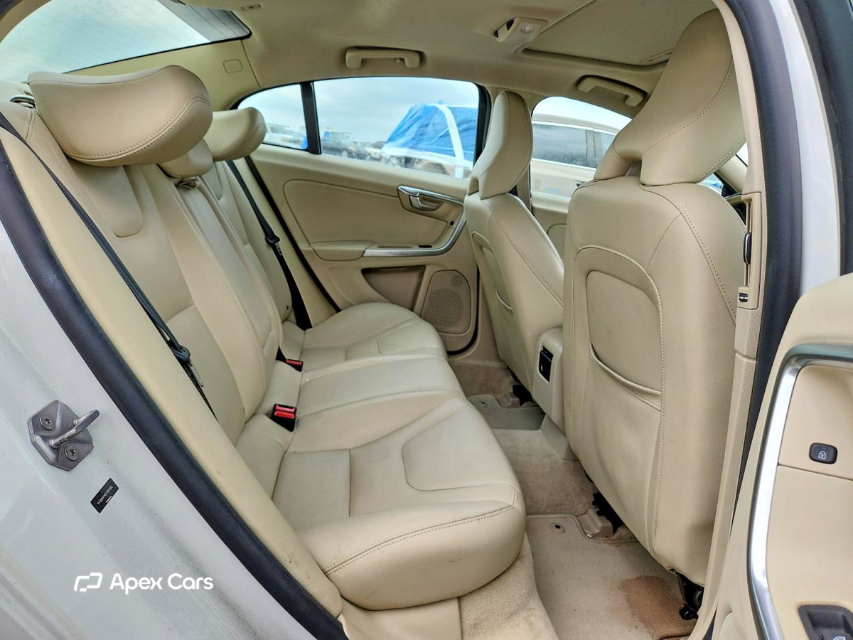 Volvo S60 2015