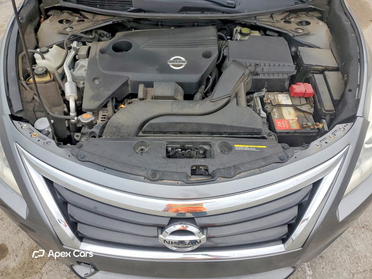 Nissan Altima 2015