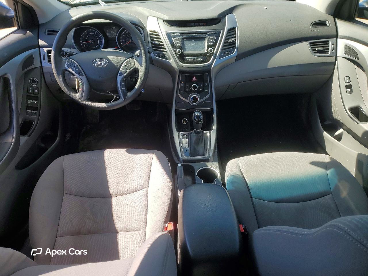 Hyundai Elantra 2015