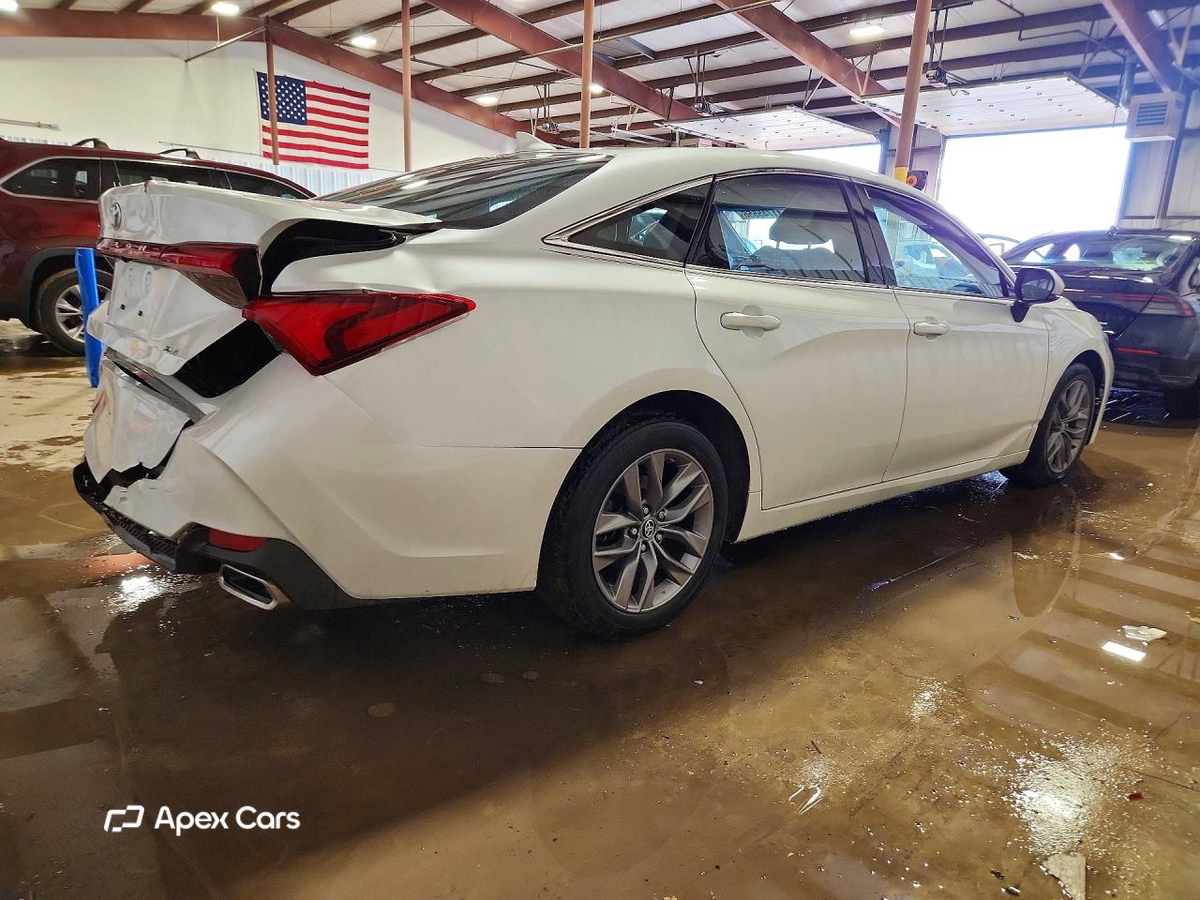 Toyota Avalon 2019