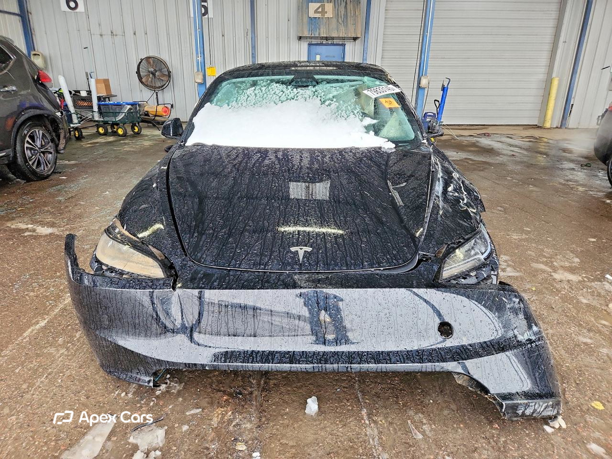 Tesla Model 3 2024