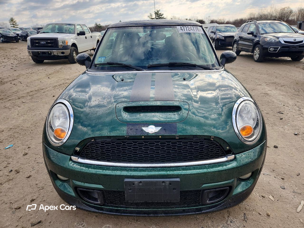 MINI Cooper 2013