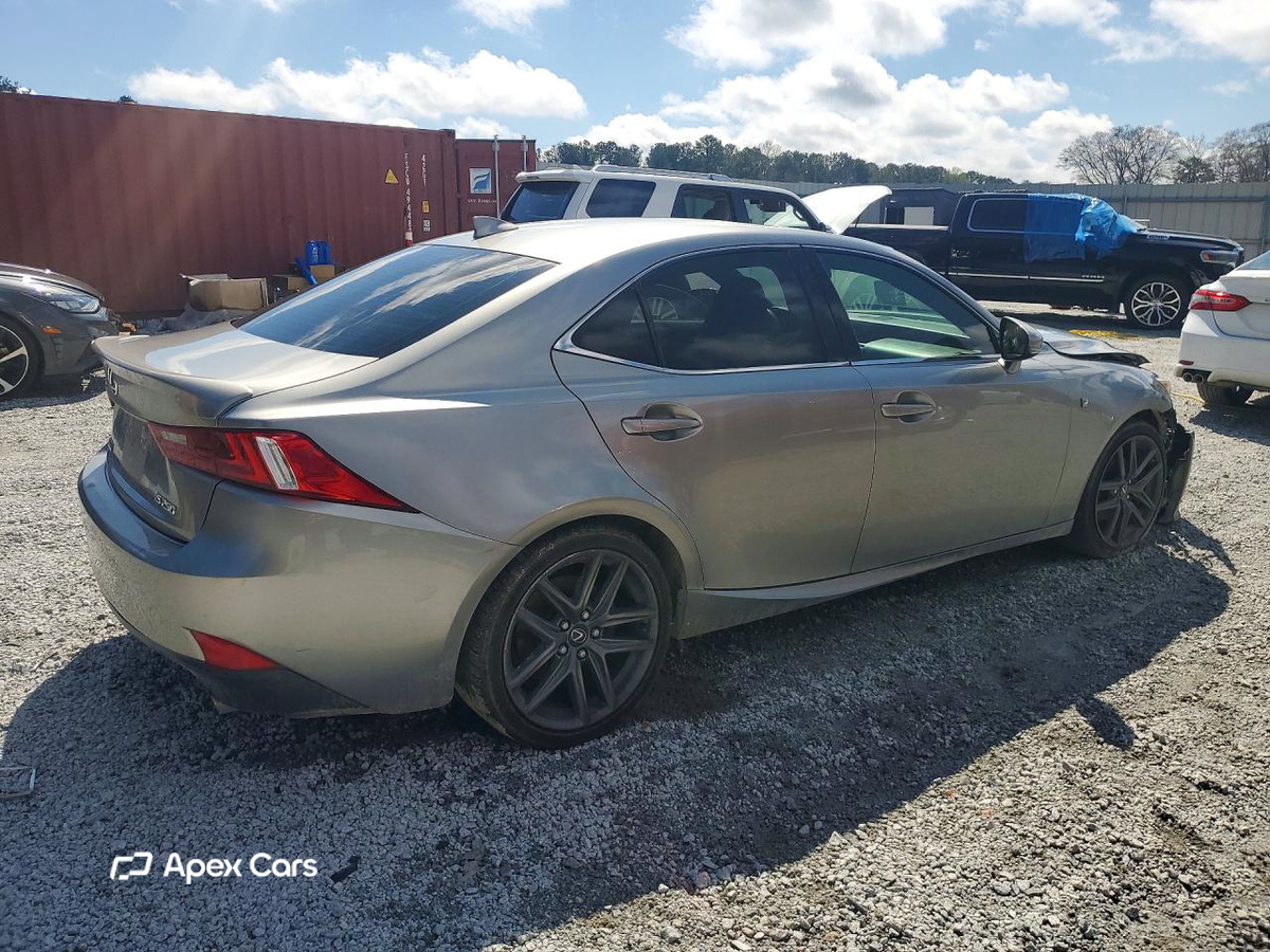 Lexus IS 2015