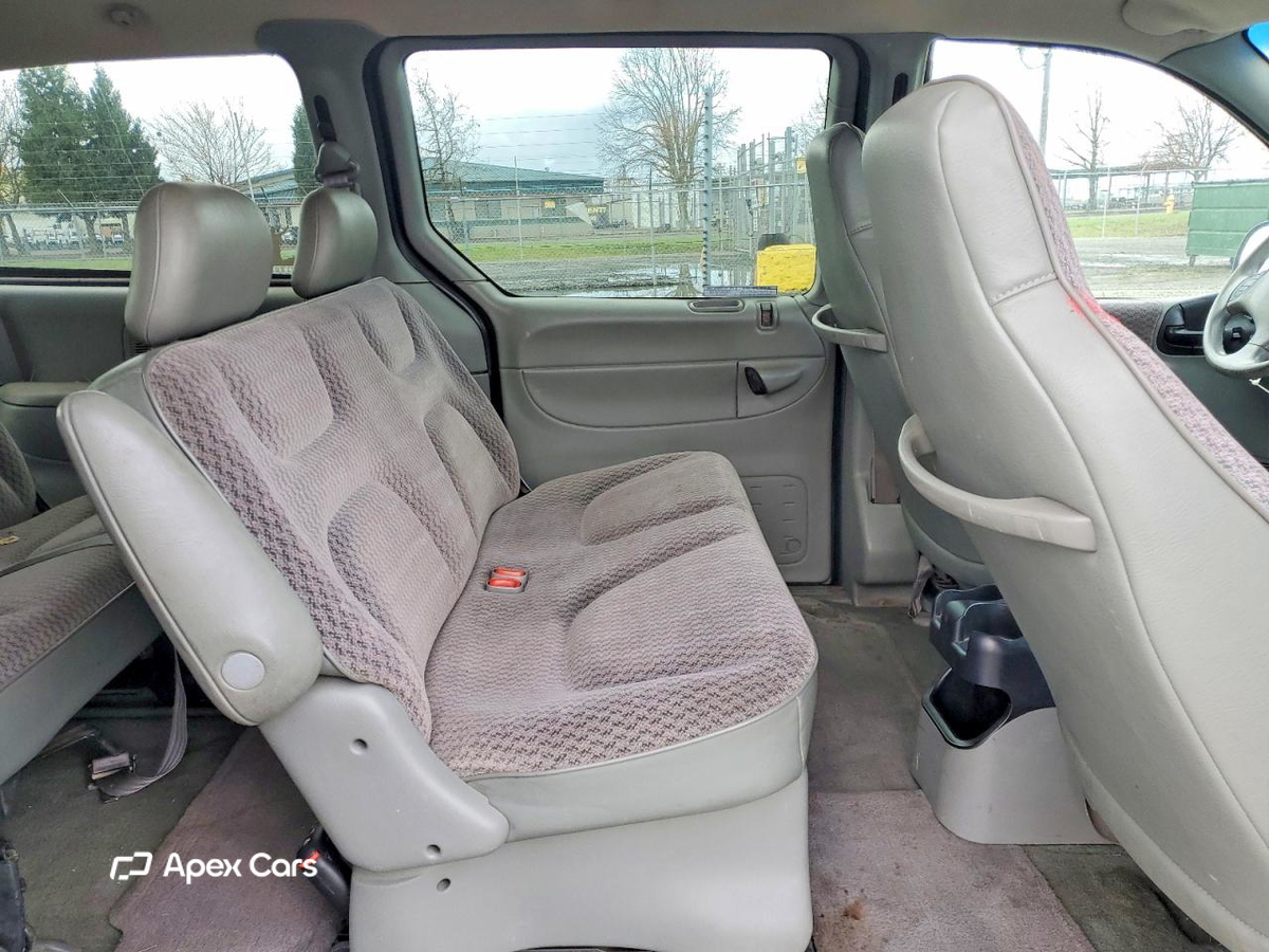 Dodge Caravan 2000