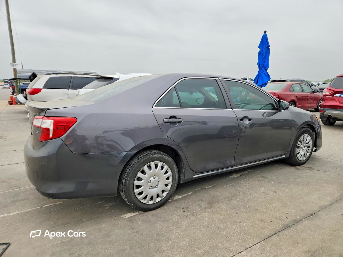 Toyota Camry 2012