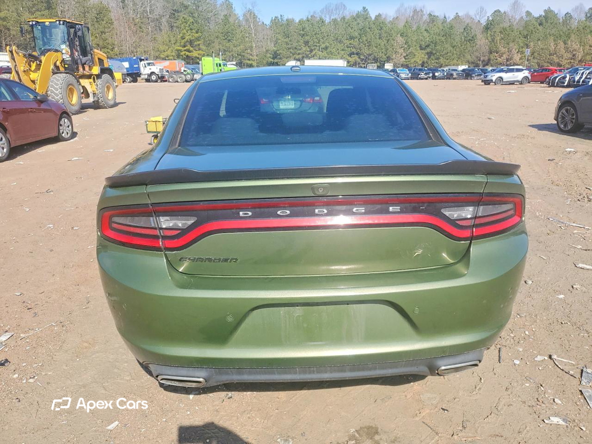Dodge 600 2018