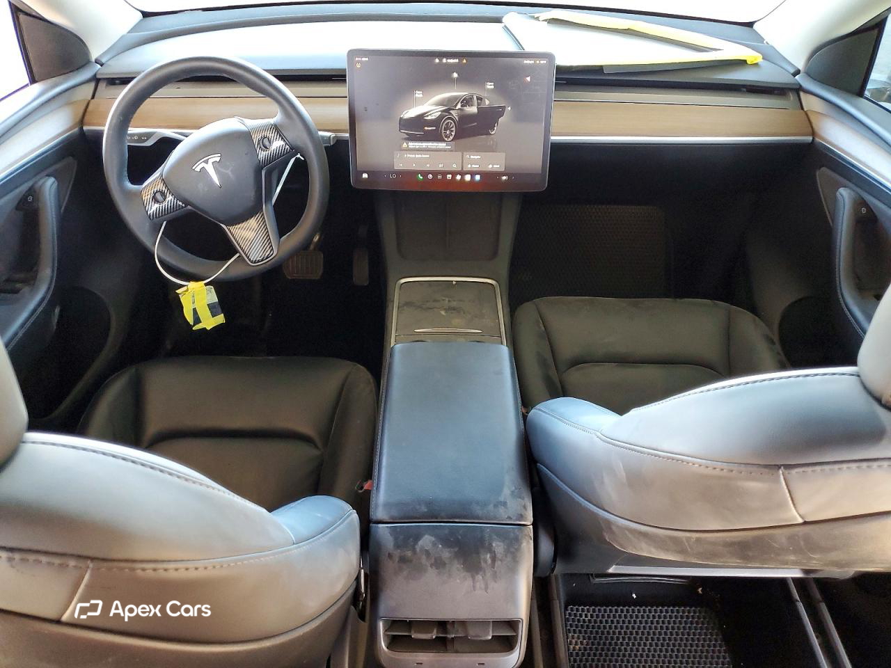 Tesla Model Y 2024
