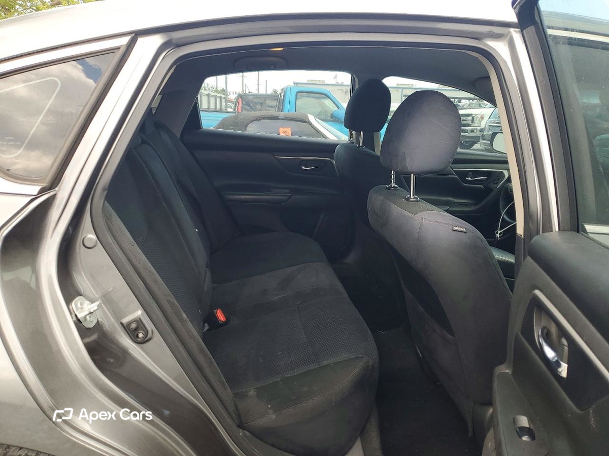 Nissan Altima 2015