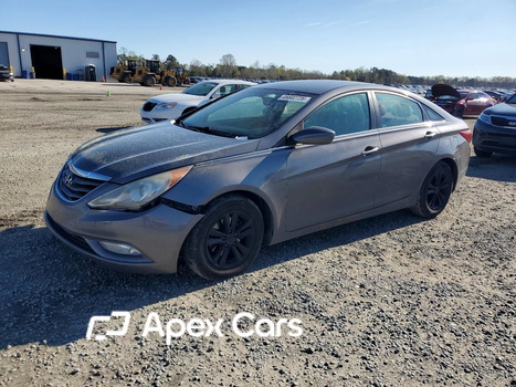 Hyundai Sonata 2013 - Image 1 of 12