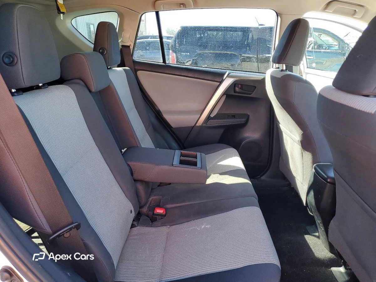 Toyota RAV 4 2015