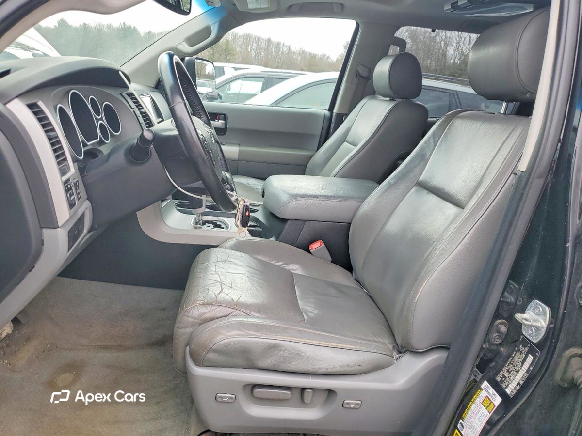 Toyota Sequoia 2008