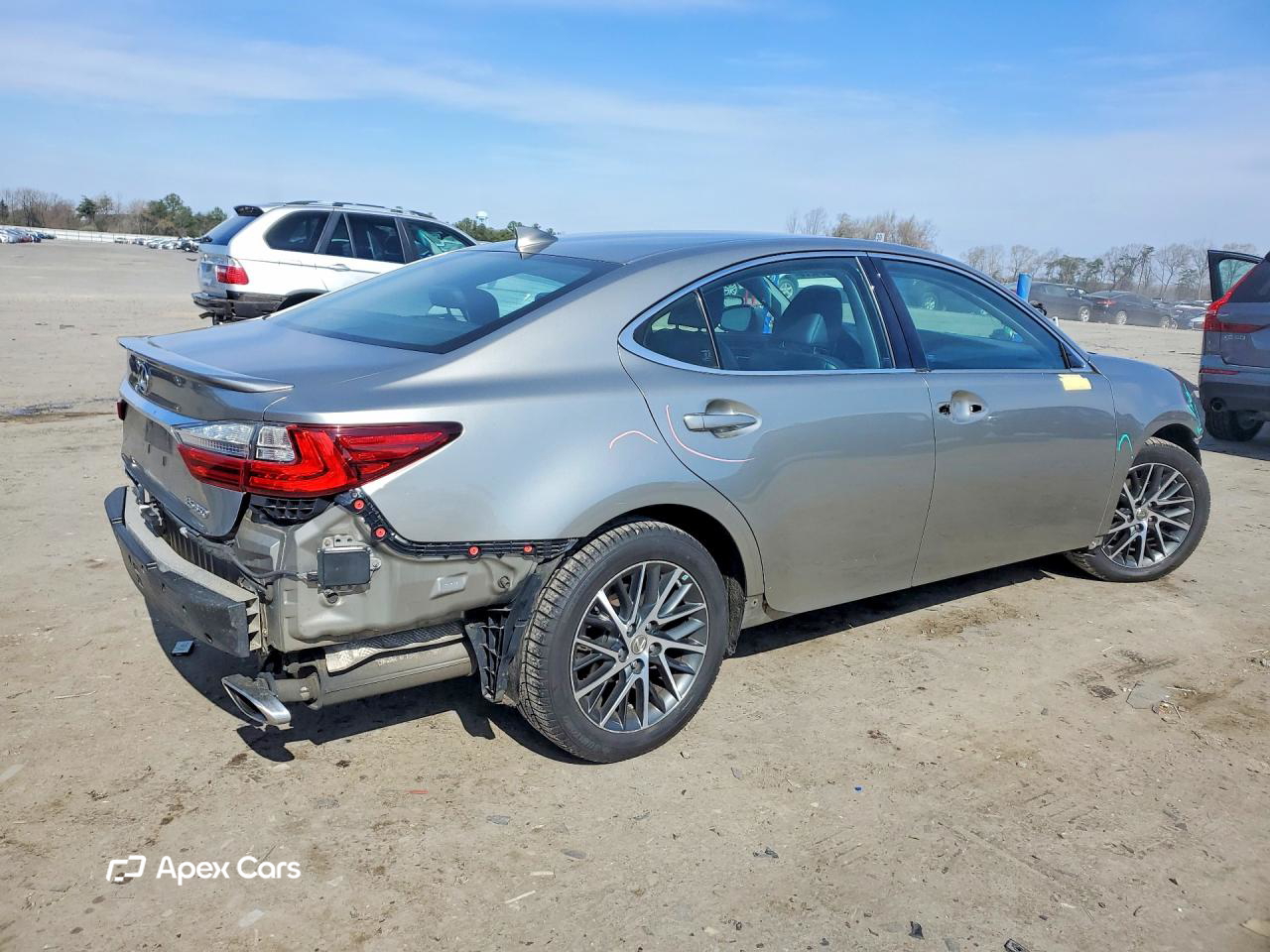 Lexus ES 2016