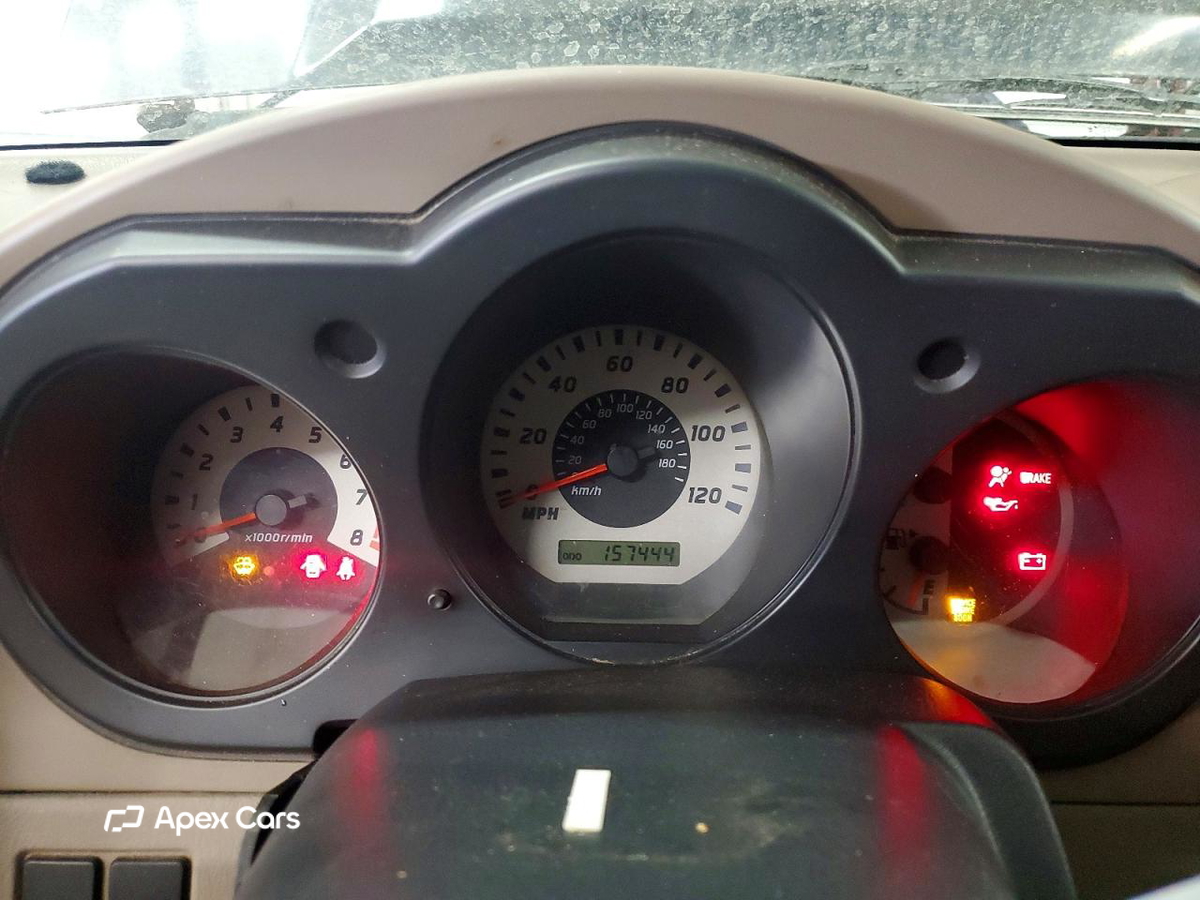 Nissan Navara (Frontier) 2004