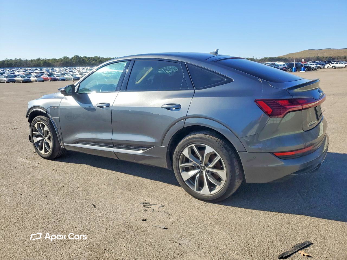 Audi e-tron 2021
