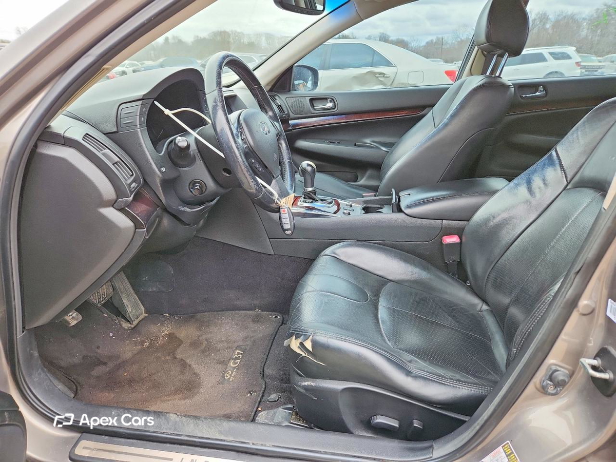 Infiniti G 2013