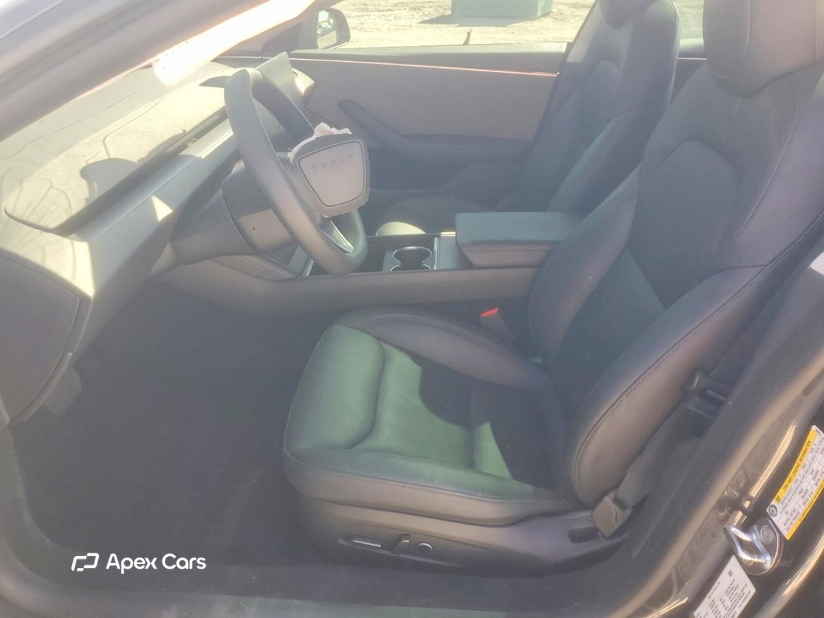 Tesla Model 3 2025