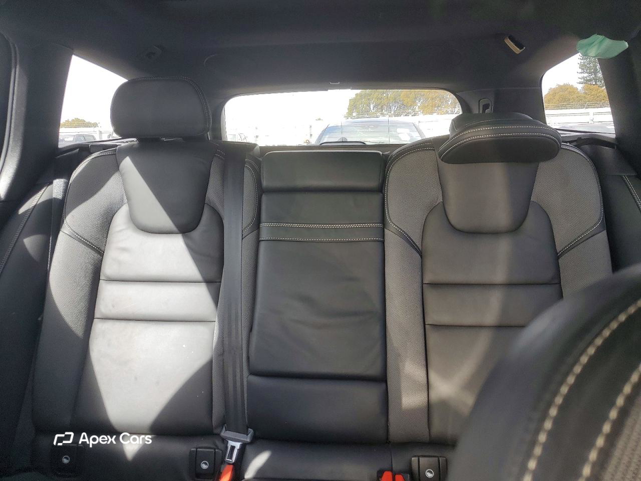 Volvo V60 2020