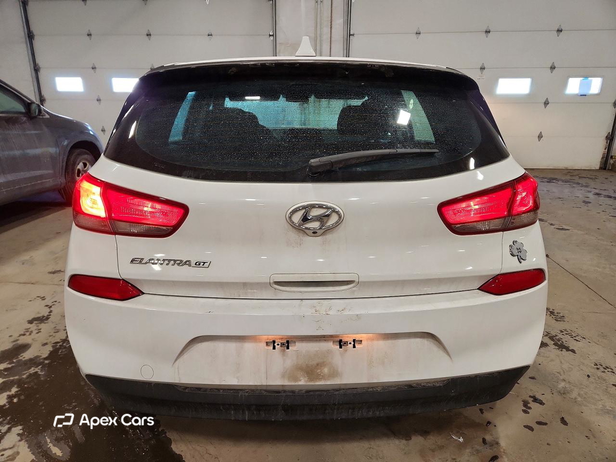 Hyundai Elantra 2018