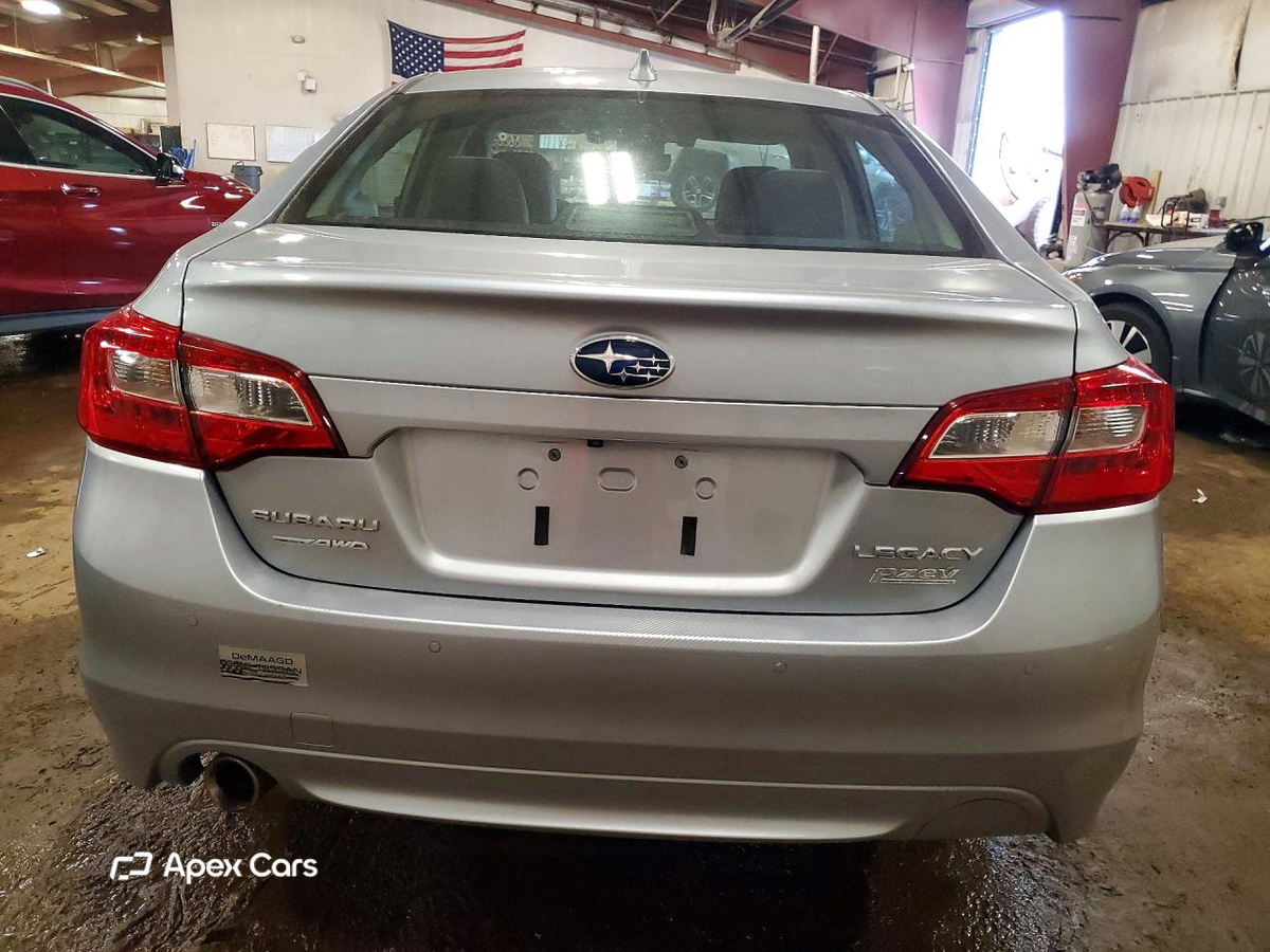 Subaru Legacy 2017