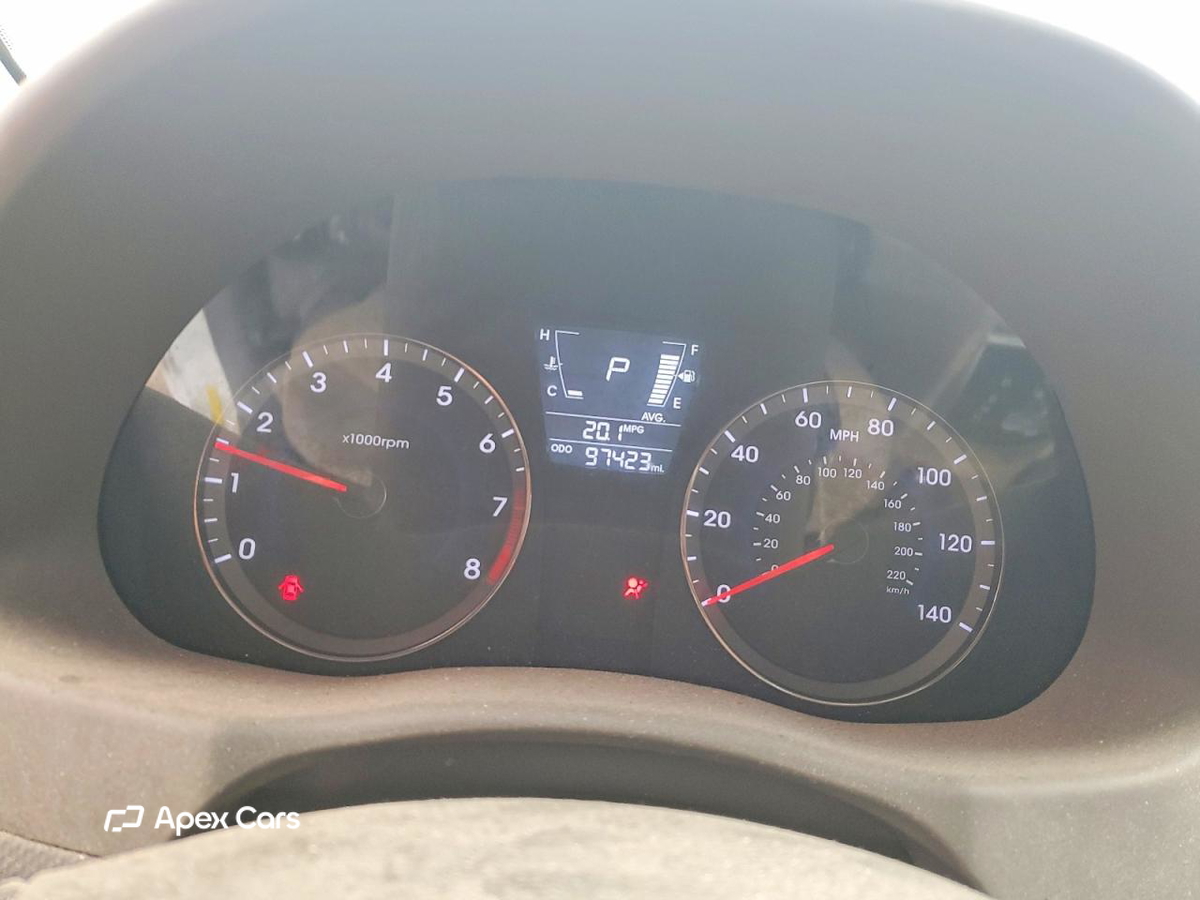 Hyundai Accent 2013