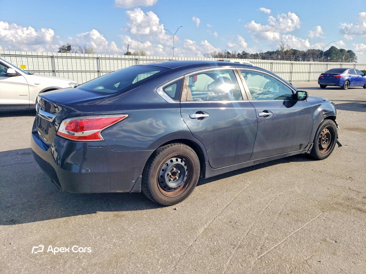 Nissan Altima 2015
