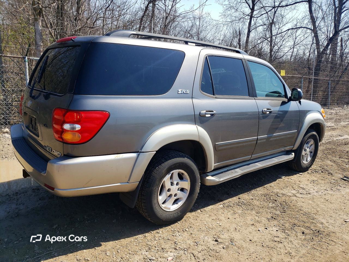 Toyota Sequoia 2004