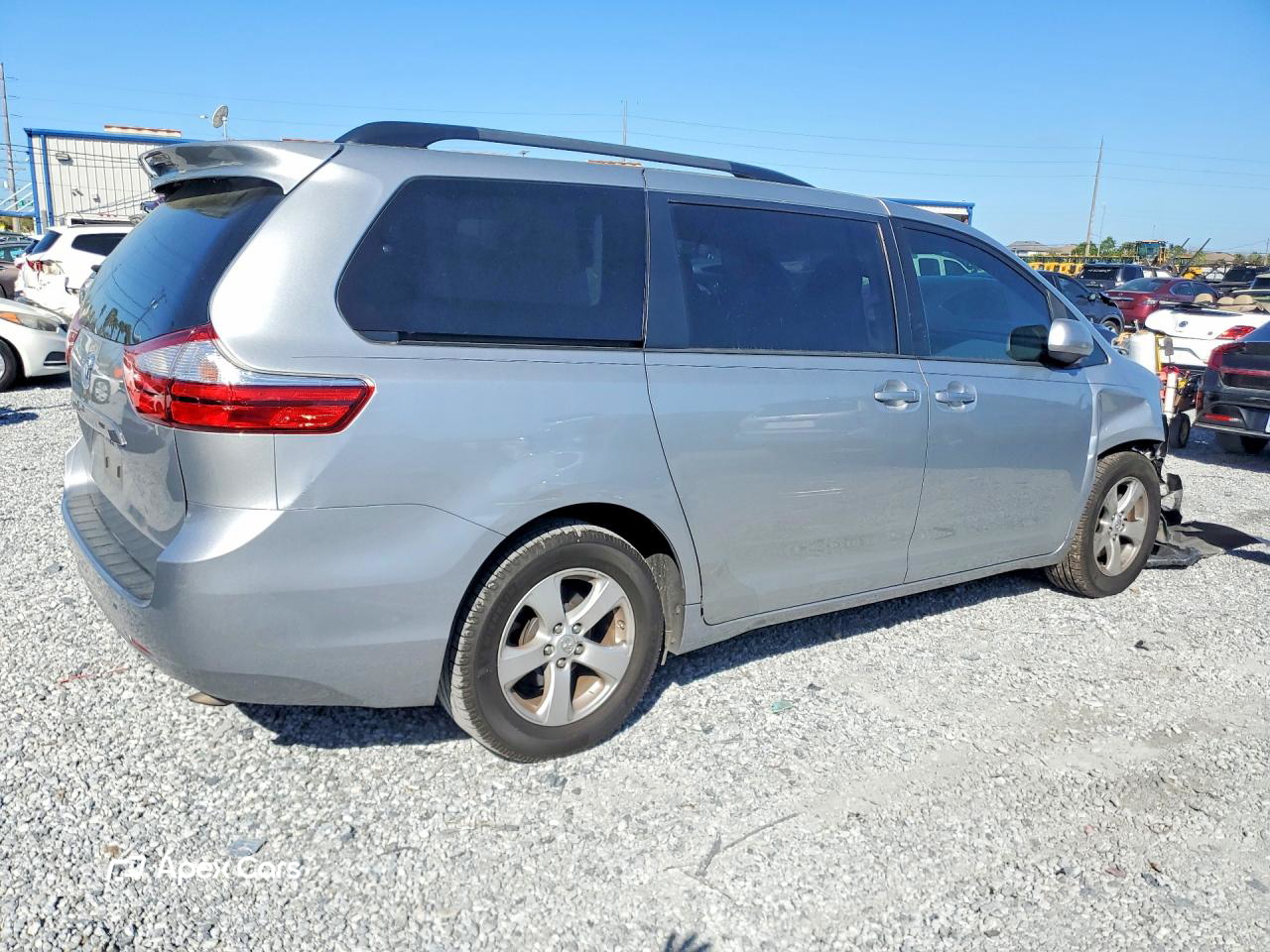 Toyota Sienna 2016