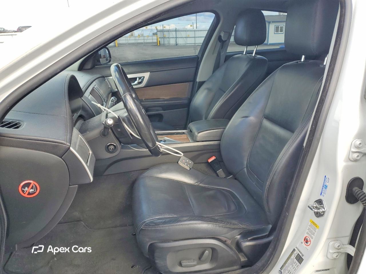 Jaguar XF 2014