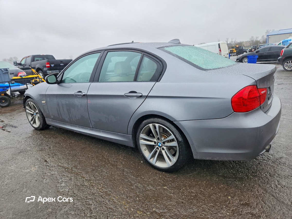 BMW Series 3 2011