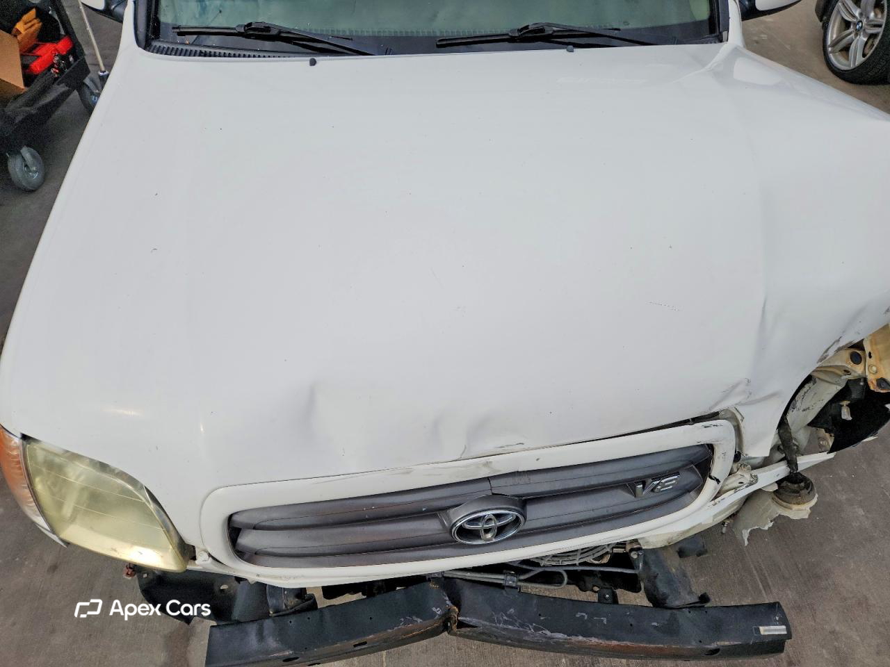 Toyota Sequoia 2004