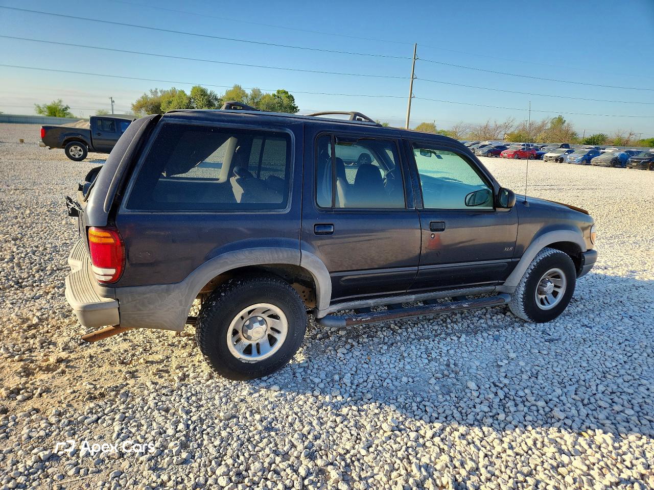 Ford Explorer 2001