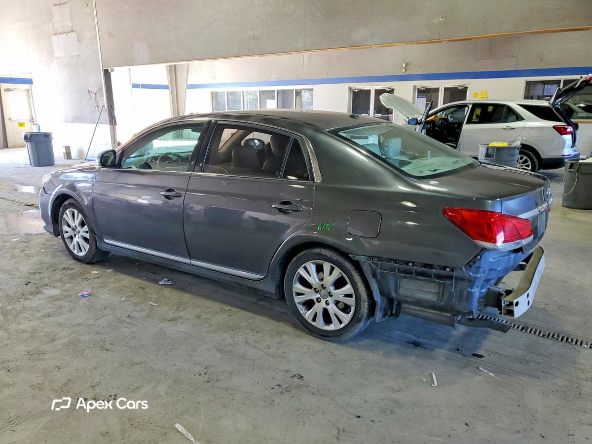 Toyota Avalon 2012