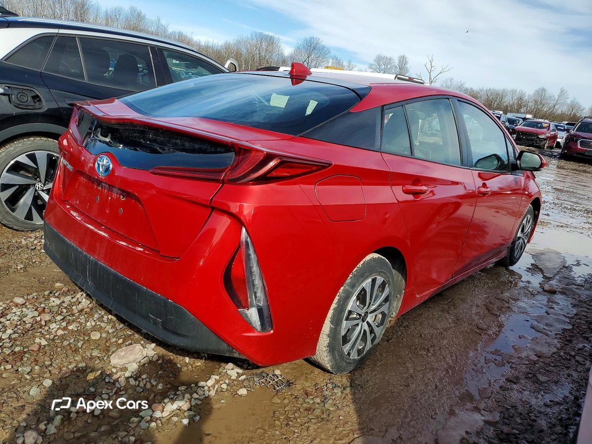 Toyota Prius 2021