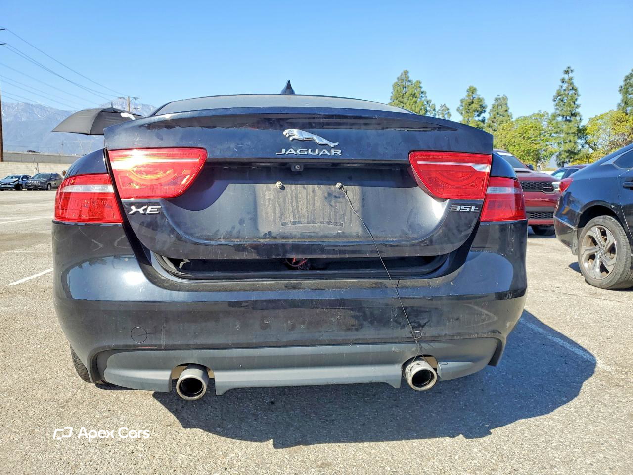 Jaguar XE 2018