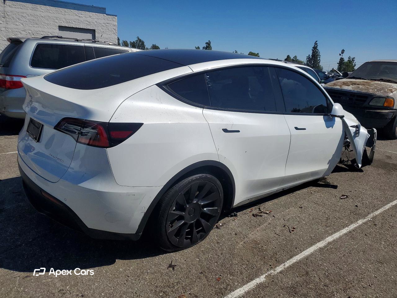 Tesla Model Y 2020
