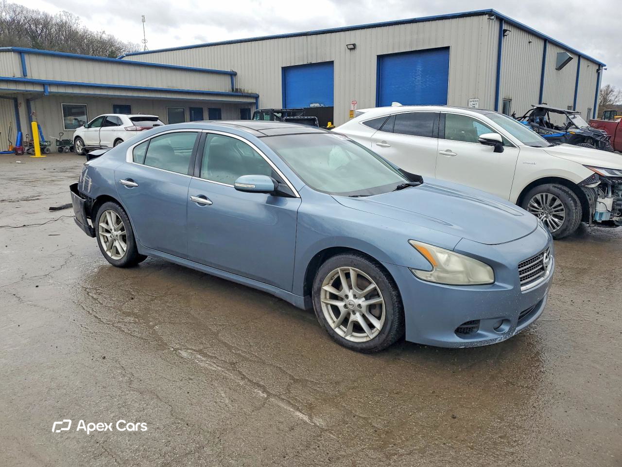 Nissan Maxima 2011
